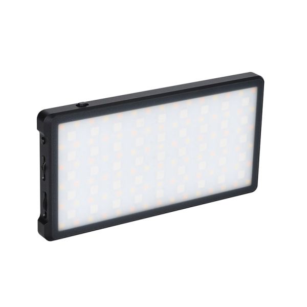 Компактный LED RGB осветитель Yongnuo YN135 3200-5600K